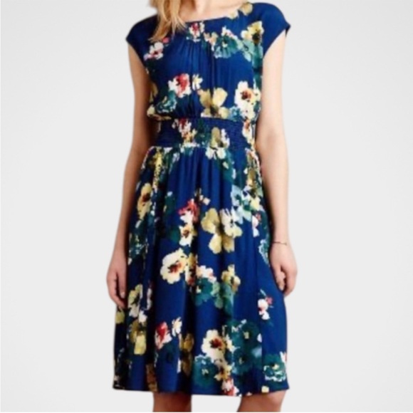 Anthropologie Maeve Evaline Blue Floral
Size Medium - Picture 1 of 12